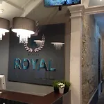Royal 2* بورتو